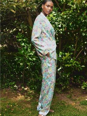 NWT Zara Printed Satin Pastel Floral Mint & Pink Trousers